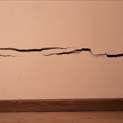 Cracks in external or internal walls (before) Cracks in external or internal walls (before)